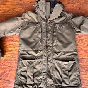 Fajllravel parka jacket size small man